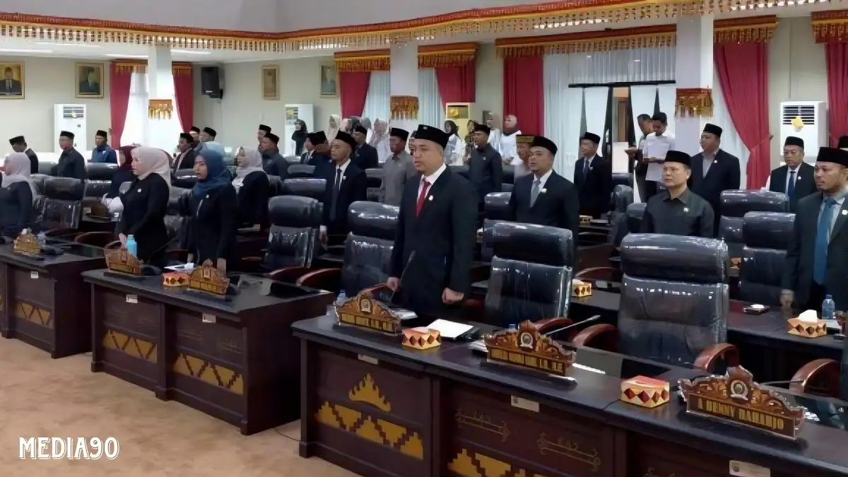 Rapat Paripurna, DPRD Lampung Selatan Bentuk Pimpinan Fraksi Periode 2024-2029, ini Daftarnya