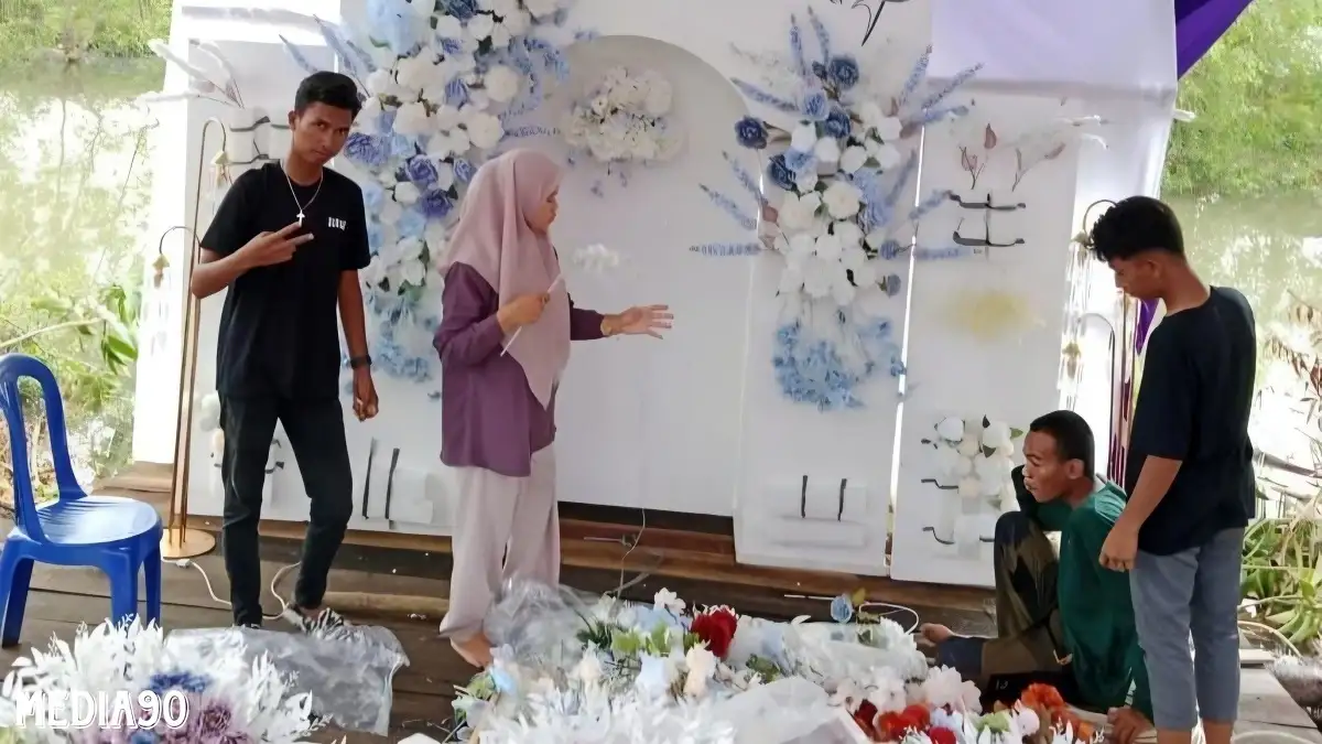 SMKN Rawajitu Timur Tulang Bawang Latih Siswa DKV Praktik Dekorasi dan Dokumentasi Pernikahan