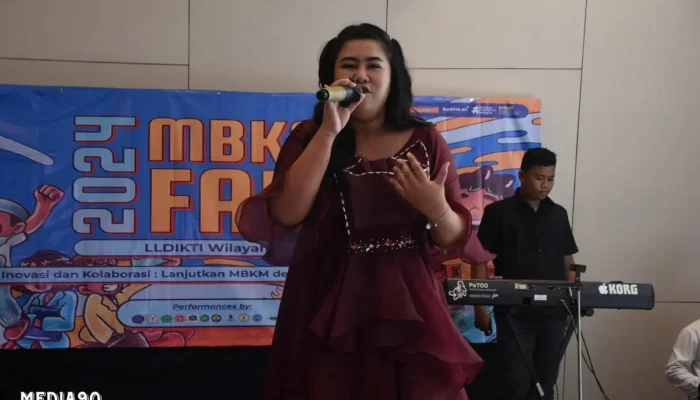 Kehadiran Seni dan Suara Mahasiswa Darmajaya Memukau di MBKM Fair 2024: Semua Fokus pada Mereka!