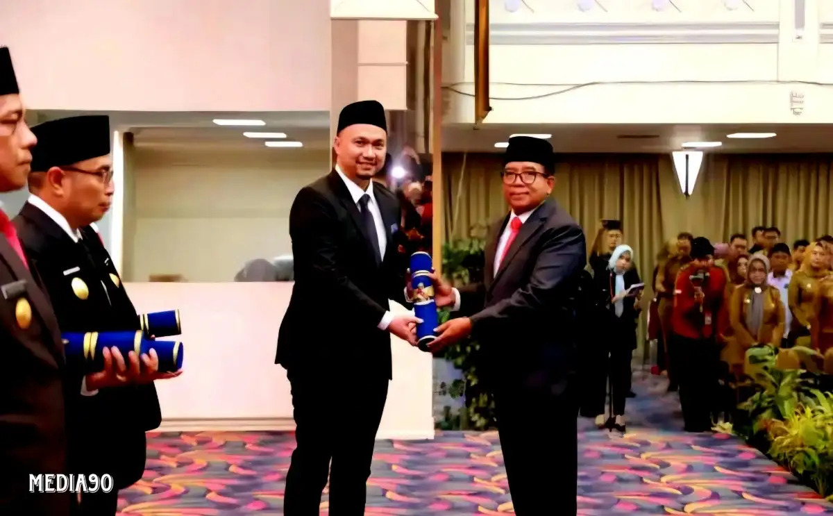 Tak Ikut Pilkada, Wakil Bupati Pandu Dilantik Jadi Plt Bupati Lampung Selatan Gantikan Nanang Ermanto