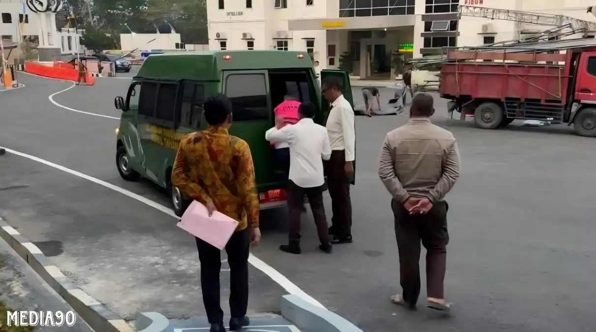 Terlibat Korupsi PDAM Way Rilau Bandar Lampung Rp19,8 Miliar, Owner Perusahaan Kontraktor ini Resmi Ditahan Kejati Lampung