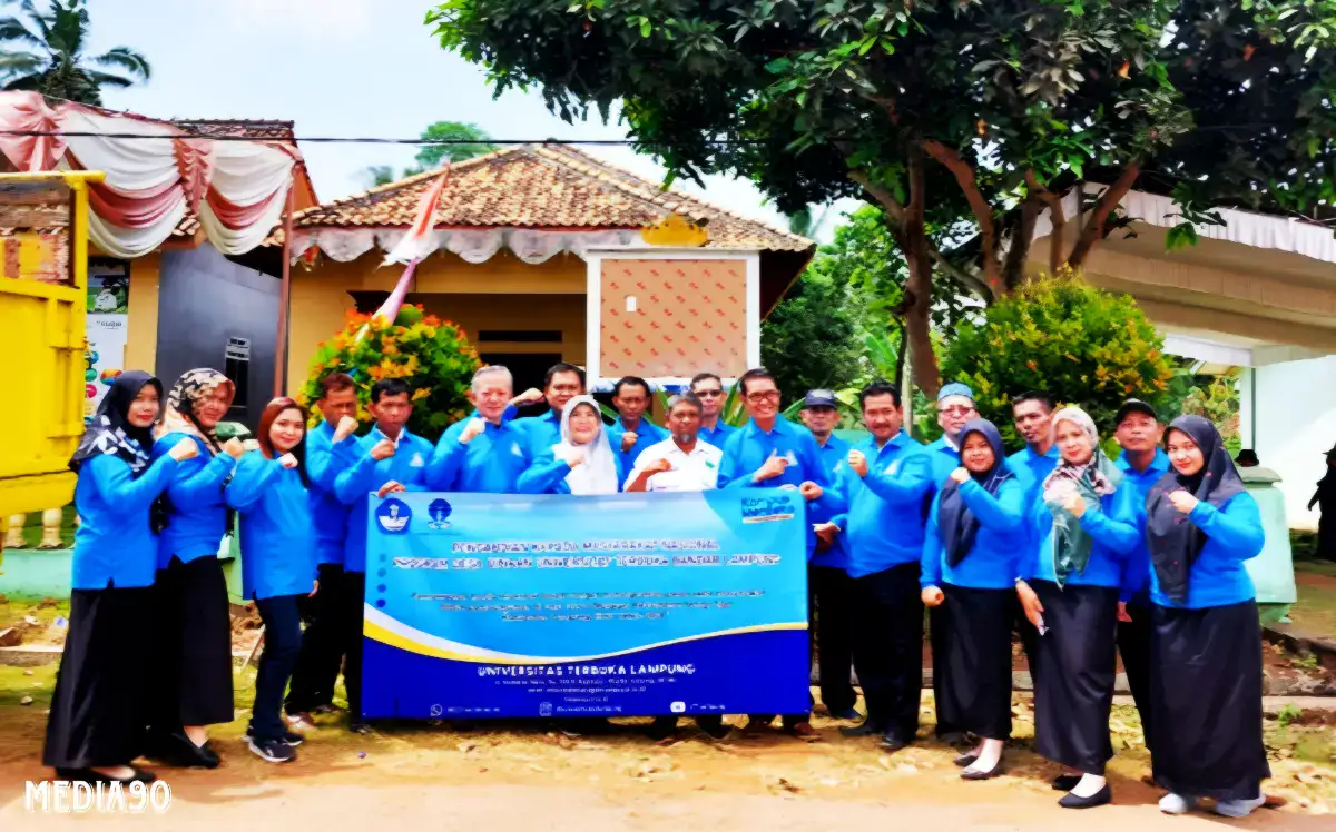 Tingkatkan Literasi, UT Bandar Lampung Gelar PKM Peran Media Informasi di Marga Tiga Lampung Timur