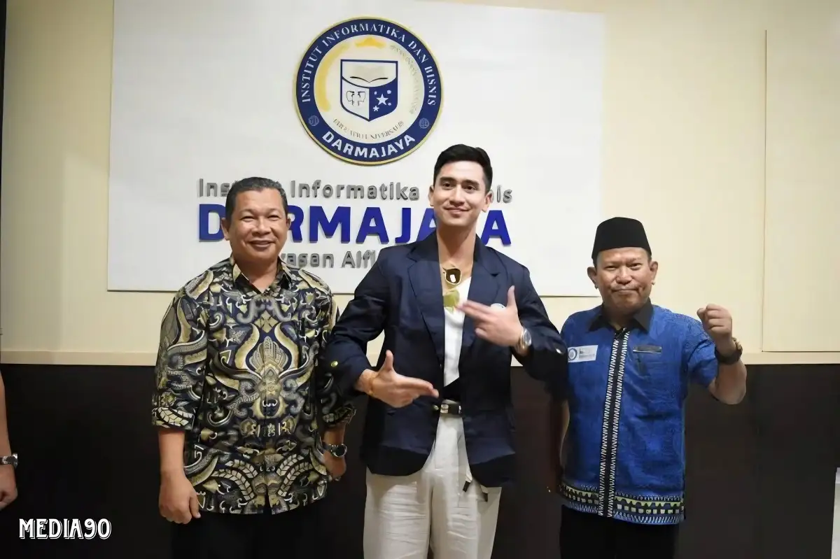 Verrell Bramasta Guncang PKKMB IIB Darmajaya, Ribuan Mahasiswa Baru Disambut Meriah