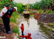 Pj. Gubernur Samsudin Perintahkan Penggalian Sedimen Sungai untuk Mengatasi Banjir di Bandar Lampung