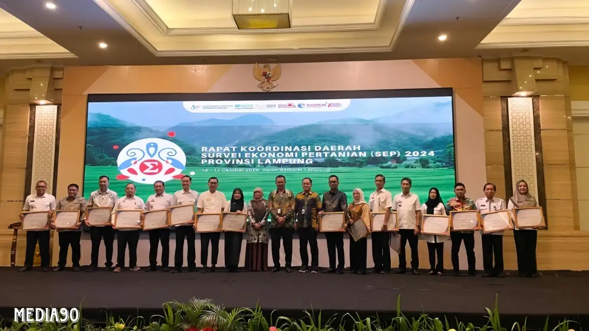 Capai Indeks Pembangunan Statistik, BPS Beri Penghargaan ke Wali Data di Lampung