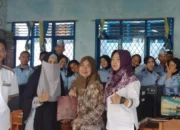 Analisis Dosen IIB Darmajaya terhadap Pemanfaatan Teknologi Informasi di SMK Bandar Lampung