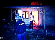 Kebakaran Hebat di Mataram Baru: Satu Rumah Hangus Akibat Obat Nyamuk Bakar