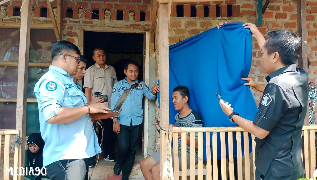 Gerak Cepat, Ketua Fraksi Gerindra DPRD Bandar Lampung Jemput Bola Bantu Perekaman KTP Warga Sukadanaham