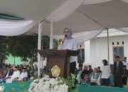 Calon Wakil Gubernur Lampung Jihan Dorong Santri di Ponpes Jati Agung untuk Berpikir Kritis dan Kreatif dalam Upacara Hari Santri