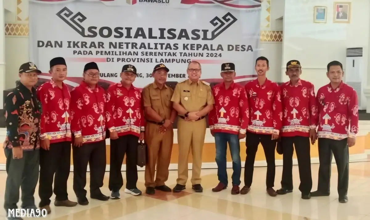 Kepala Kampung se-Rawajitu Timur Tulang Bawang Ikrar Netral di Pilkada 2024