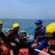 Lagi Mancing, Nelayan Asal Limau Tanggamus ini Terseret Ombak dan Meninggal di Laut Ketapang
