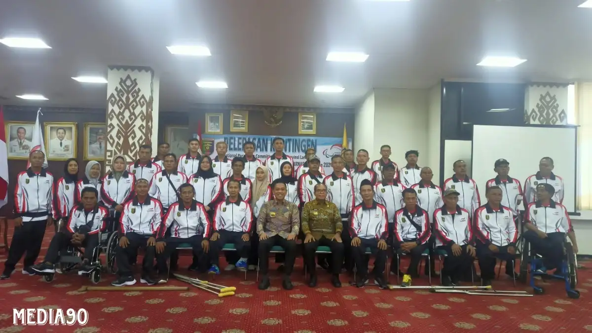 Lepas Atlet Paralimpiade ke Solo, Pj Gubernur Targetkan Lampung Raih Tiga Emas di Papernas 2024