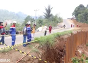 Pemprov Lampung dan PT Pertamina Geothermal Energy Bersinergi Perbaiki Jalan Talang Padang-Ngarip Tanggamus Pasca Longsor