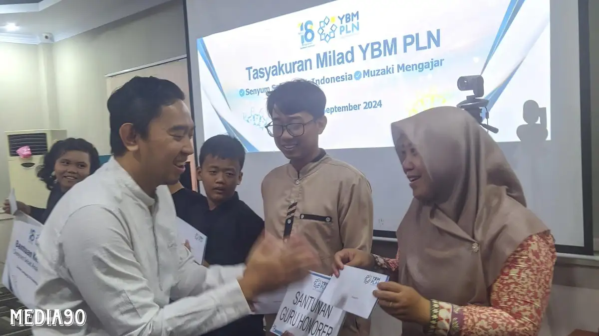 Milad ke-18, YBM PLN Salurkan Bantuan ke Penyandang Disabilitas dan Tenaga Pengajar di Lampung