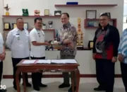 KPK Serahkan Mobil Sitaan Mantan Bupati Zainuddin kepada Pemkab Lampung Selatan untuk Dijadikan Kendaraan Dinas