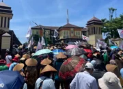 Ratusan Petani Lampung Konvoi 25 Truk, Tuntut Polda Berantas Mafia Tanah dan Stop Kriminalisasi