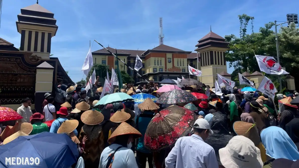 Naiki 25 Truk, Ratusan Petani di Lampung Desak Polda Lampung Berantas Mafia Tanah dan Hentikan Kriminalisasi