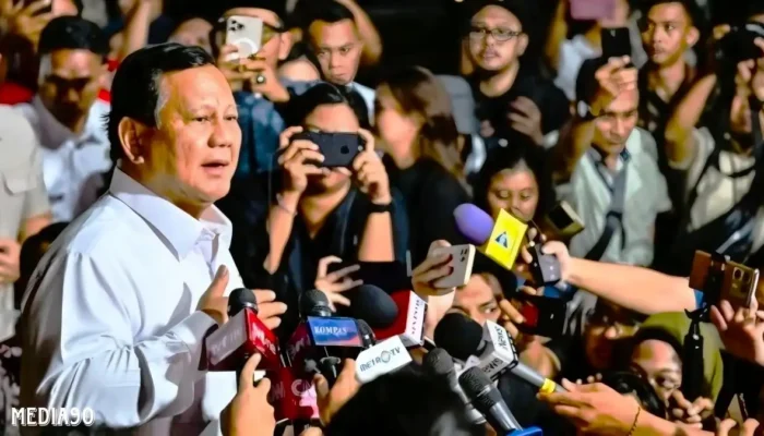33 Negara Hadir, Prabowo Siap Umumkan Kabinet Barunya di Istana Malam Ini