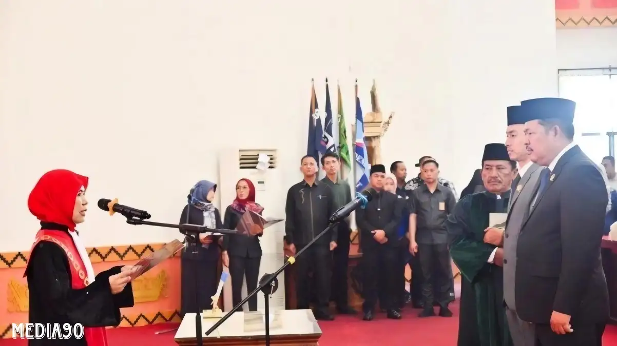 Resmi Diangkat Jadi Ketua Tetap DPRD Pesawaran, Achmad Rico Julian Siap Implementasikan Prinsip Demokrasi