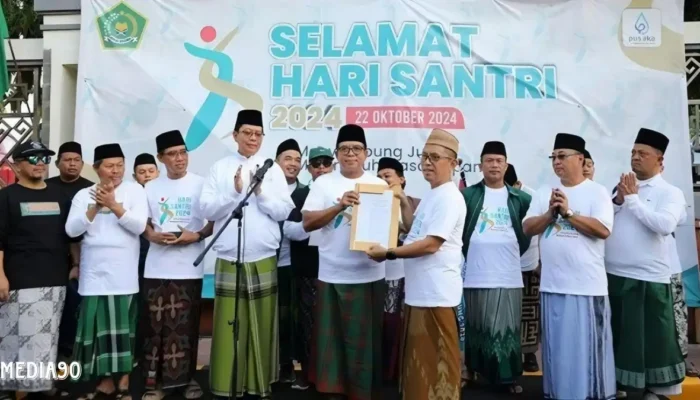 Pj Gubernur Lampung Serahkan Dokumen Perda Pesantren ke PWNU, Dorong Penyusunan Konsep Pergub Pesantren