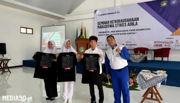 TDM Lampung Memberikan Pendidikan Keselamatan Berkendara kepada Mahasiswi Stikes Adila