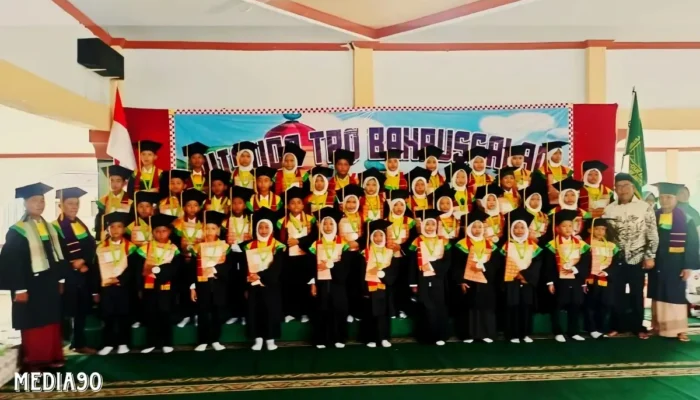 TPQ Bahrussalam Bumi Dipasena Sejahtera Gelar Wisuda 42 Santri dari Empat TPQ