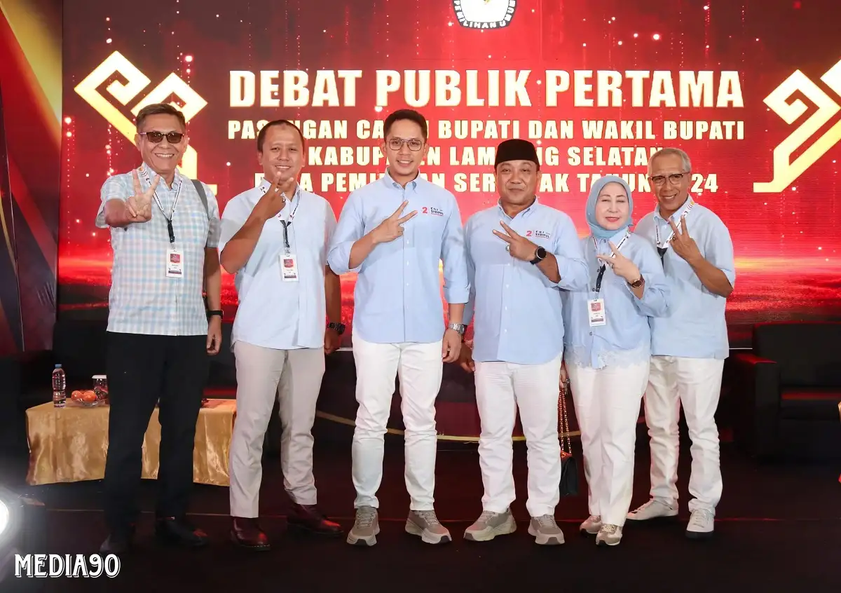 Tampil Percaya Diri, Pengamat Egi Unggul Debat Perdana Pilkada Lampung Selatan