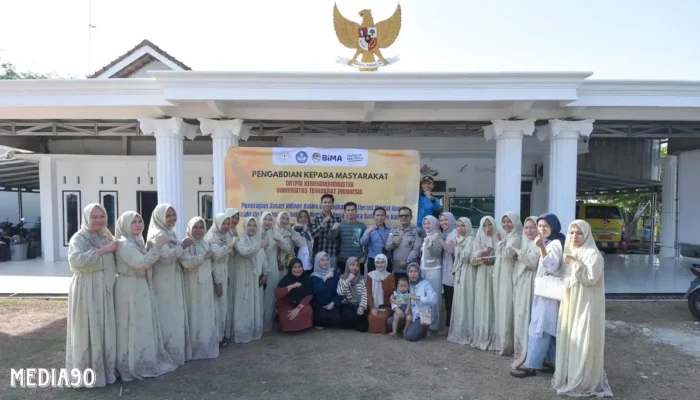 Universitas Teknokrat Indonesia Gelar PKM untuk Peningkatan Literasi Digital di Desa Negara Batin, Way Kanan