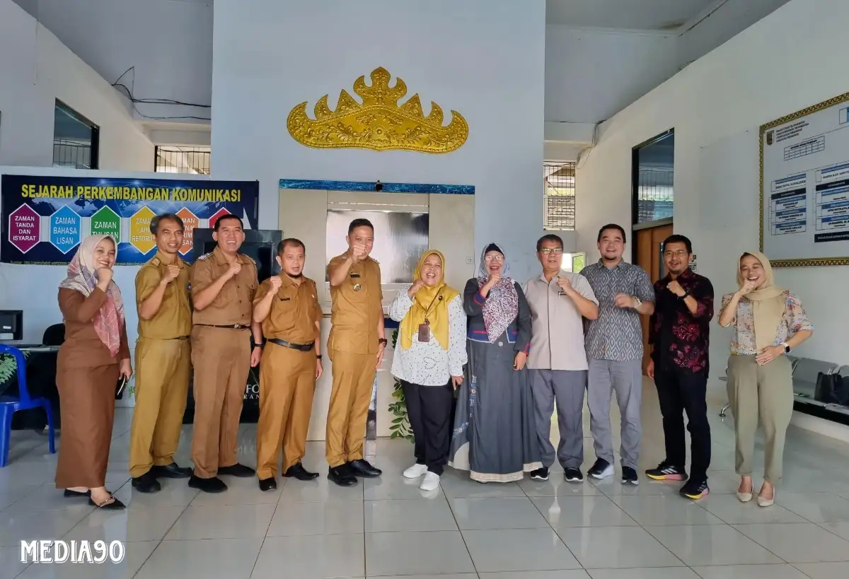 Unila dan Diskominfoktiksan Bahas Penyusunan Standar Layanan Informasi Publik di Pesawaran