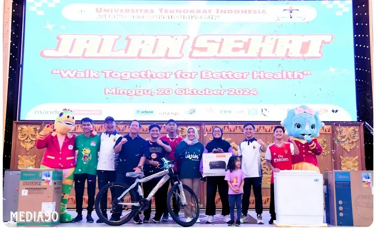 Universitas Teknokrat Indonesia Gelar Jalan Sehat dan Senam Aerobik Bertabur Hadiah Menarik
