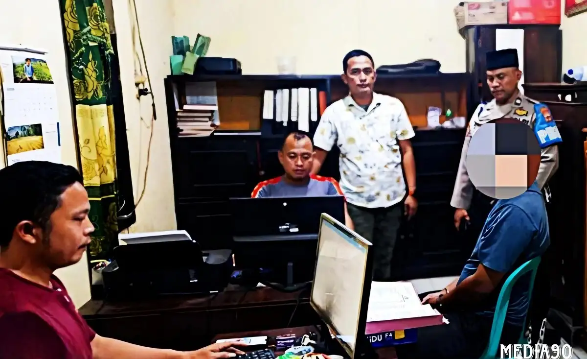 Warga Tulang Bawang Barat ini Terekam CCTV Bobol Kotak Amal Masjid di Abung Selatan Lampung Utara