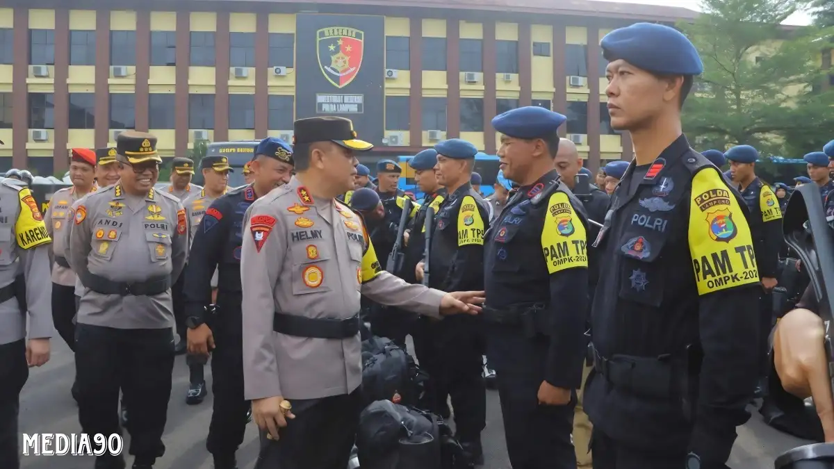 Kapolda Lampung Larang Anggotanya Bawa Senjata Api Saat Pengamanan TPS di Pilkada 2024