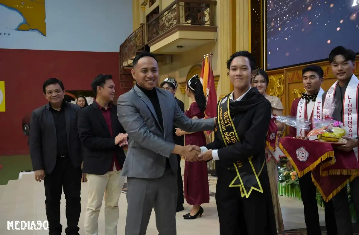 Malam Inaugurasi FSIP Universitas Teknokrat Indonesia Fokus Pengembangan Diri