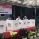 Nyoblos di TPS 1 Rawa Laut, Calon Gubernur Mirza Bersyukur Pilgub Lampung Berjalan Rukun dan Damai
