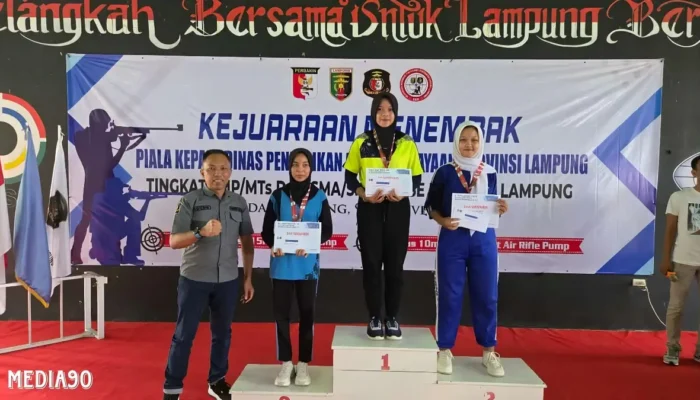 Pelajar SMKN Rawajitu Timur Raih Emas dan Perak di Kejuaraan Menembak Piala Disdikbud Lampung