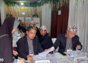 Pilkada 2024: TPS 10 Sepang Jaya Jadi Lokasi Calon Gubernur Lampung Arinal Nyoblos dengan Konsep Kondangan Pernikahan