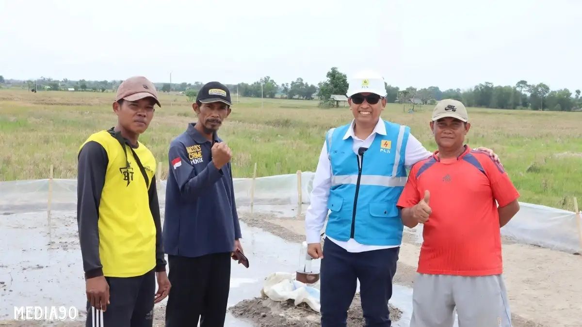 Refleksi Hari Pahlawan, Petani di Way Panji Lampung Selatan ini Sukses Wujudkan Ketahanan Pangan Berkat Bantuan PLN