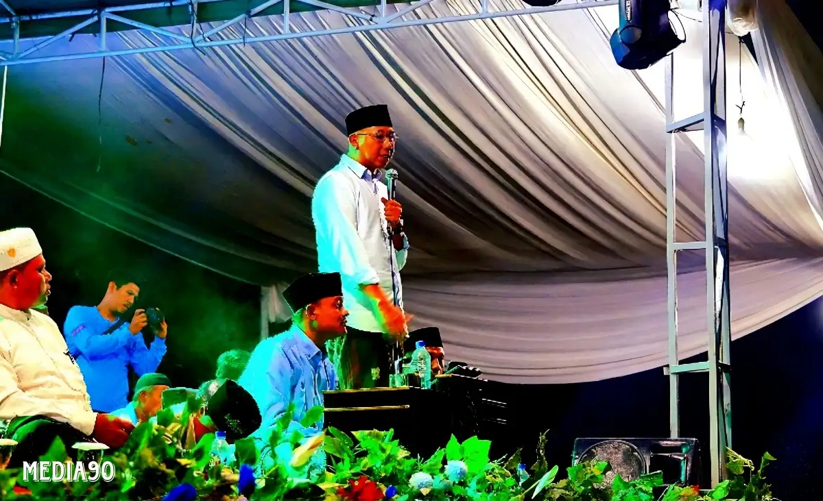 Salawat Bersama Ribuan Warga Lampung Tengah di Anak Ratu Aji, Cagub Mirza Ajak Dukung Program Presiden Prabowo