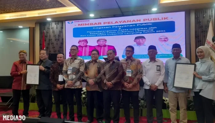 Dua Pasangan Calon Gubernur Lampung Tanda Tangani Pakta Integritas untuk Peningkatan Pelayanan Publik Bersama Ombudsman