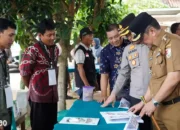 Pantau Kesiapan TPS, Pj Bupati M. Firsada Tegaskan Pilkada Tubaba Aman dan Lancar