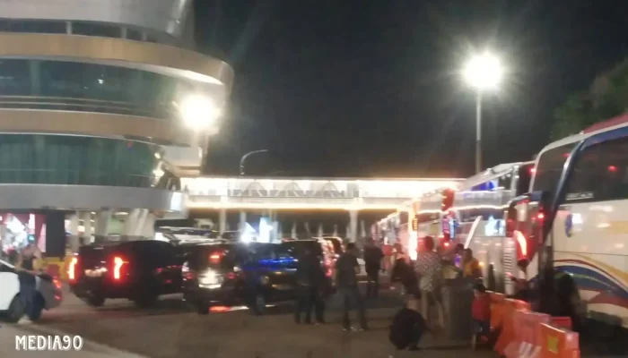 Setelah Ditutup Beberapa Jam Karena Cuaca Ekstrem, Layanan Penyeberangan Bakauheni – Merak Kembali Normal