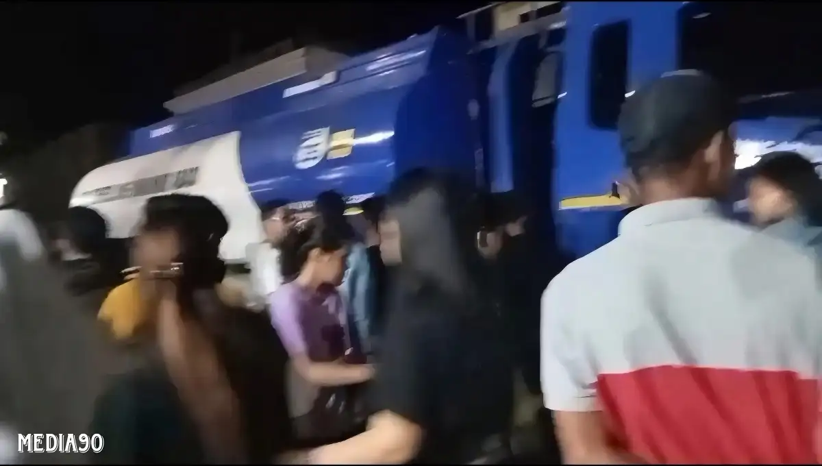 Gagal Nyalip, Pemotor Tabrak Truk Tangki di Telukbetung Bandar Lampung Hingga Meninggal, Sopir Kabur