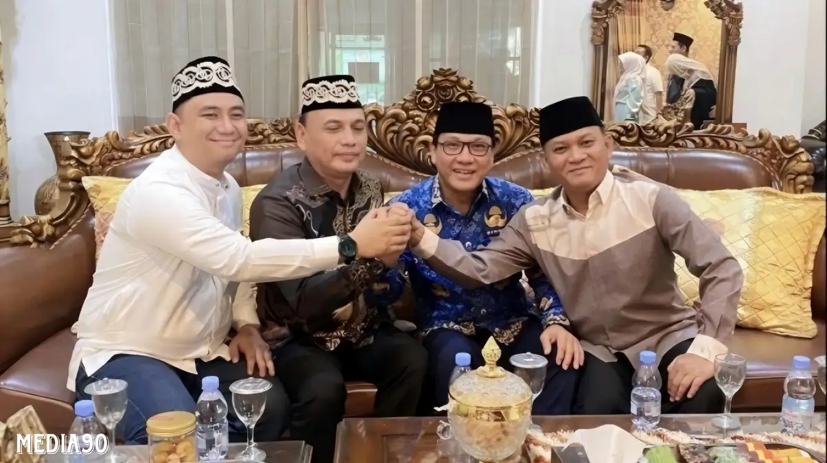 Kunjungi Rumah Lawannya Pasca Pilkada Metro 2024, Bambang - Rafieq Komitmen Bangun Metro Bersama Wahdi – Qomaru