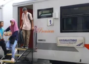 KAI Sediakan 23 Ribu Tiket Kereta Kualastabas untuk Libur Natal dan Tahun Baru 2025