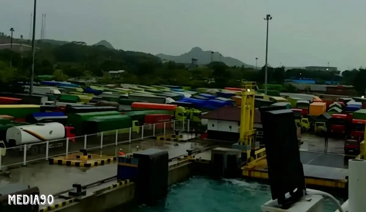 Macet di Pelabuhan Bakauheni Imbas Ditutup Sementara Akibat Cuaca Ekstrem, Polda Lampung Siapkan Rekayasa Lalu Lintas