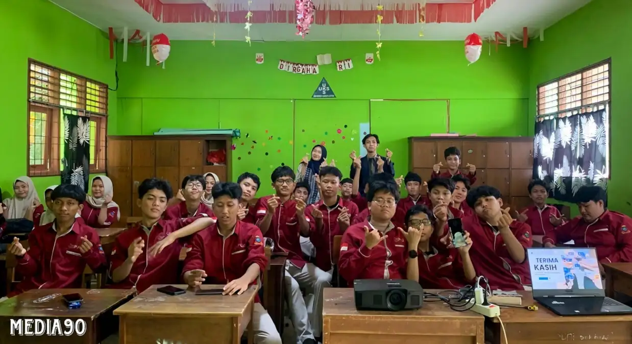 Polinela Edukasi Siswa SMKN 4 Bandar Lampung Tentang Hak Cipta dan Etika Digital