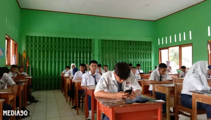 Keberhasilan SMPN 2 Rawajitu Timur dalam Melaksanakan Sumatif Akhir Semester Ganjil Berbasis Android