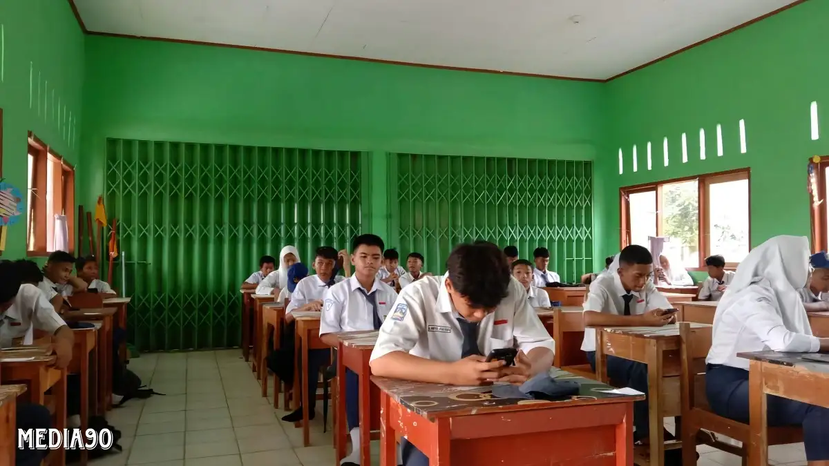 SMPN 2 Rawajitu Timur Sukses Laksanakan Sumatif Akhir Semester Ganjil Berbasis Android