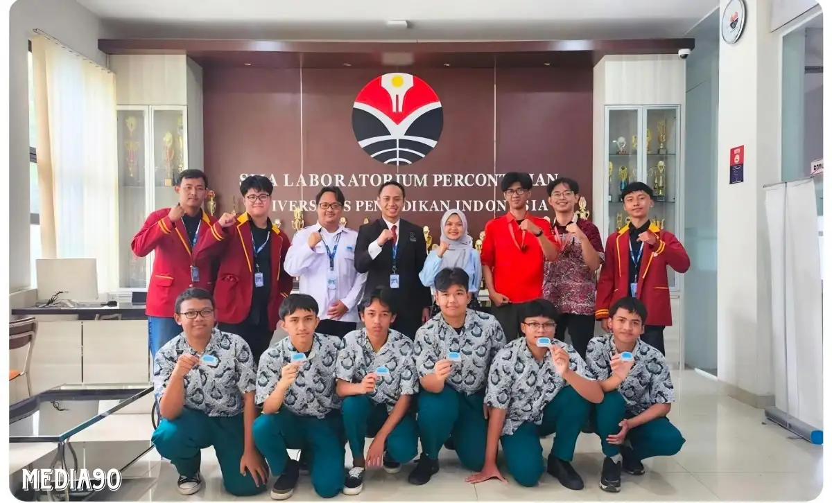 Universitas Teknokrat Indonesia Luncurkan Metaschool di SMA Laboratorium Percontohan UPI, Bandung