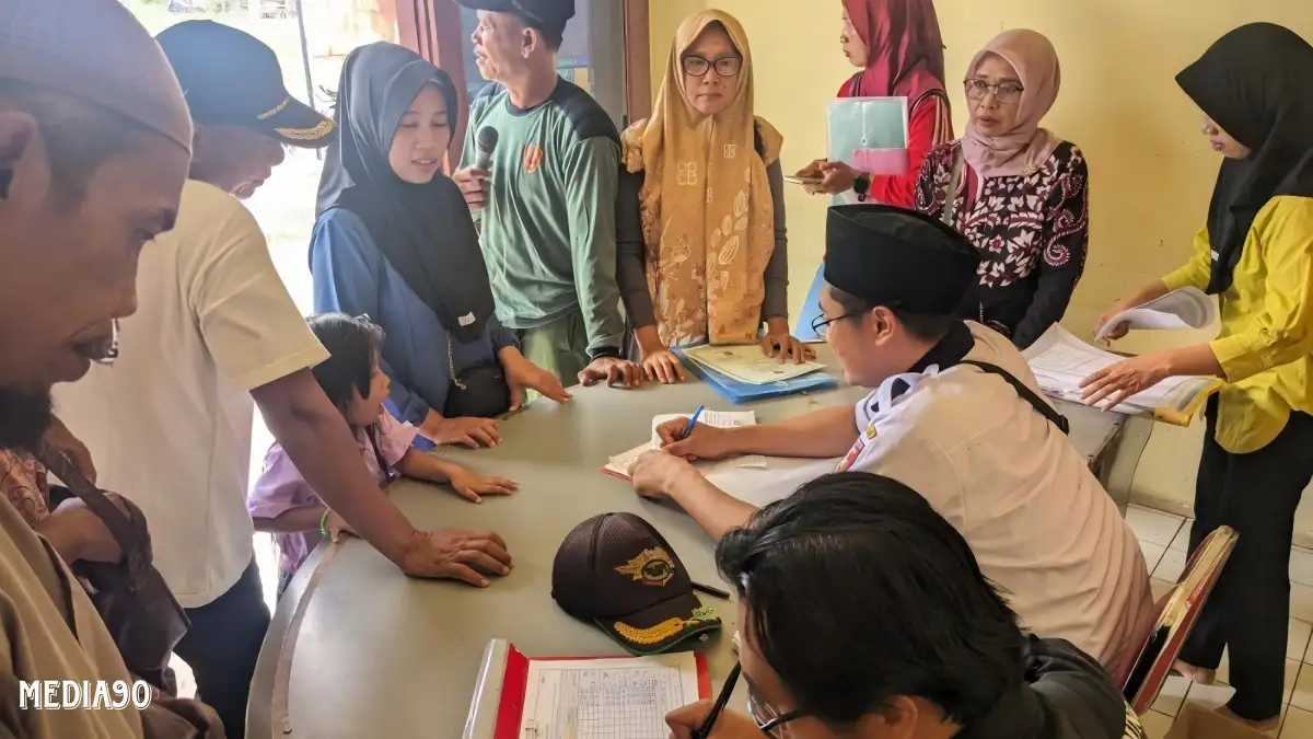 Warga Dua Kampung di Rawajitu Timur Tulang Bawang Antusias Ikuti Layanan Adminduk Disdukcapil